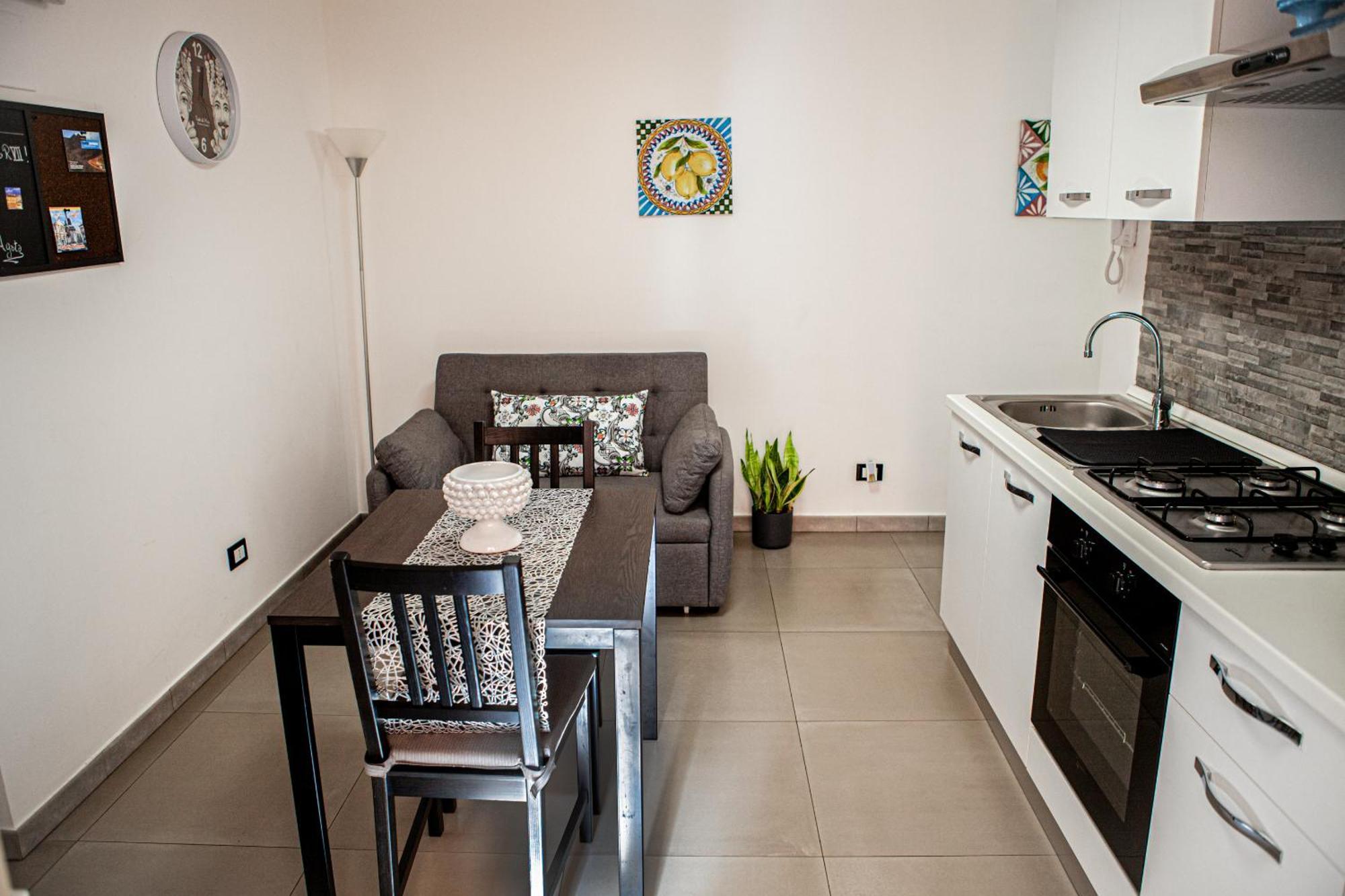 Ruggero Settimo - Holiday Houses Катанія Екстер'єр фото
