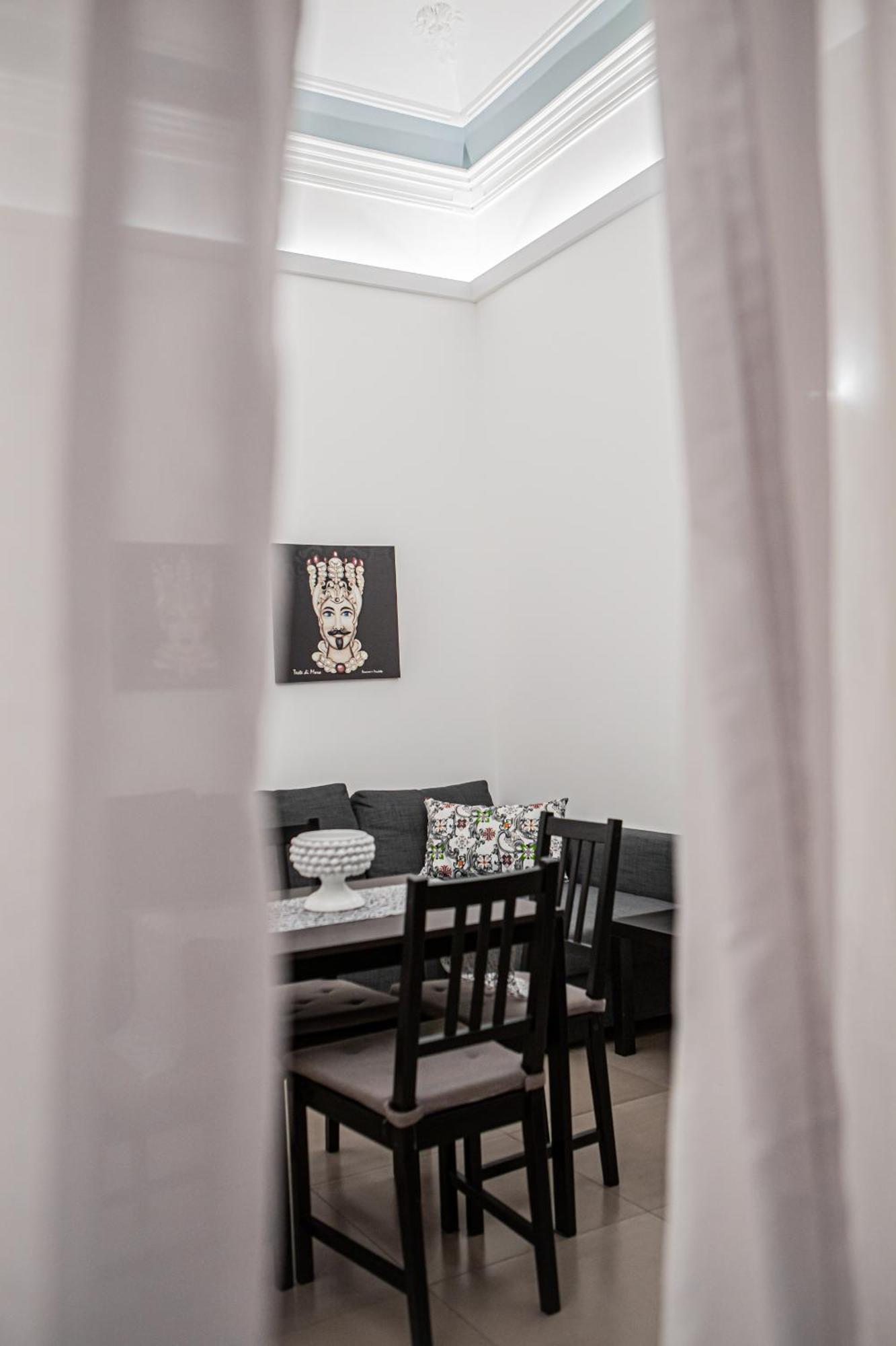 Ruggero Settimo - Holiday Houses Катанія Екстер'єр фото
